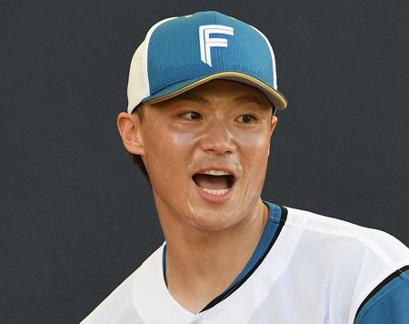 日本ハム　山崎福也がブルペンで１０２球　打席には新庄監督