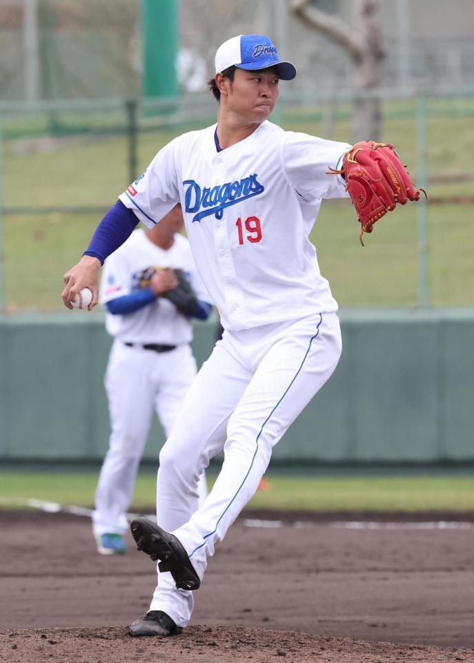 　シート打撃に登板した高橋宏（撮影・金田祐二）