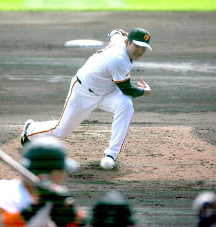 巨人・菅野　今キャンプ初実戦は「６０点」　岡本和、長野ら打者７人に３安打