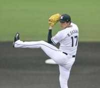 　１回無失点の佐々木（撮影・金田祐二）