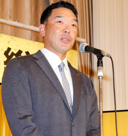 　「第１０回　関西燦燦会総会」に出席した阿部監督（球団提供写真）