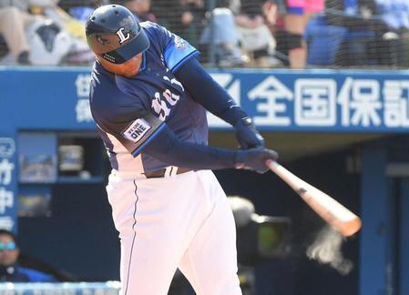 西武・新４番アギラー初アーチ　メジャー通算１１４発男が技あり一打　松井監督「一発で流れを変えられる」