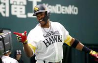 　４回、先制本塁打を放ち、ポーズをとるウォーカー