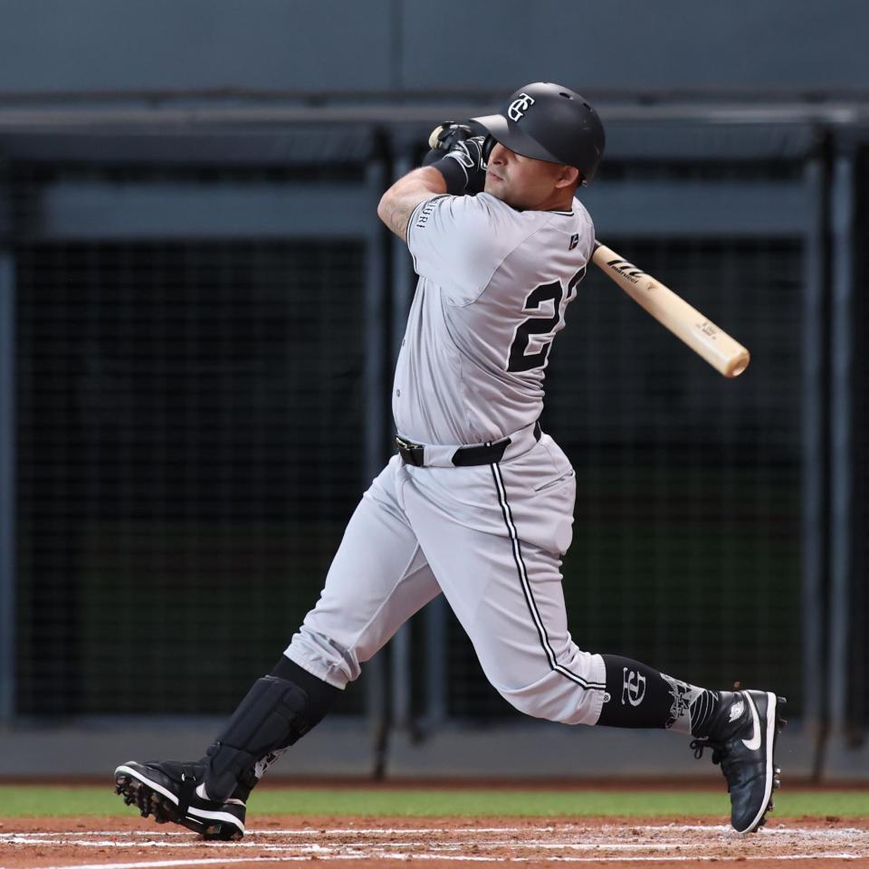 　２回、安打を放つオドーア（撮影・中島達哉）