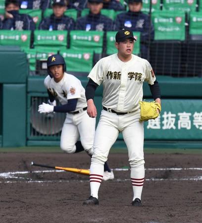 作新学院“江川２世”散る　小川哲、制球苦しみ５回４失点「勝利に導きたかった」