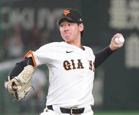 　４回、２番手で登板した井上（撮影・佐藤厚）