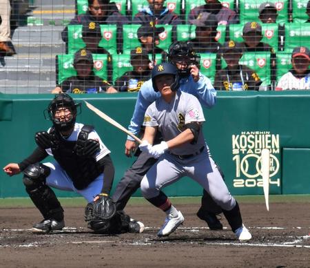 【写真】木製バットならではの景色　青森山田・対馬のバットが真っ二つ