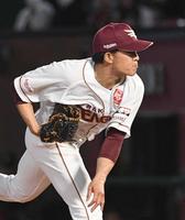 　西武打線相手に好投する先発・早川（撮影・佐々木彰尚）