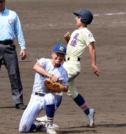 星稜が逆転負けで春初の決勝進出逃す　粘った左宗が七回につかまり試合後に涙　八回の走塁ミスで反撃機運がしぼむ