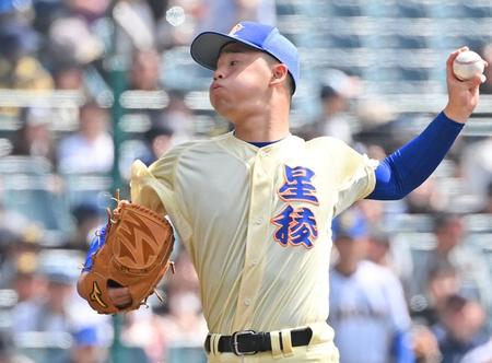 　先発し力投する星稜・佐宗