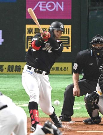 　２回、二塁内野安打を放つ上田（撮影・穴井友梨）