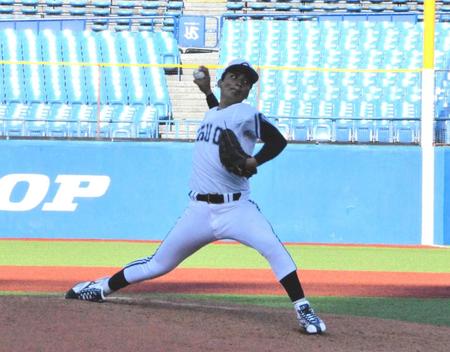 　デビュー戦で好投した中大・東恩納