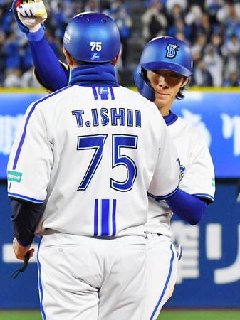 ＤｅＮＡが連敗３で止める　度会が決勝打＆３安打　東が６回１失点で２勝目