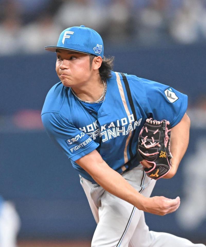 　先発し力投する伊藤（撮影・石井剣太郎）