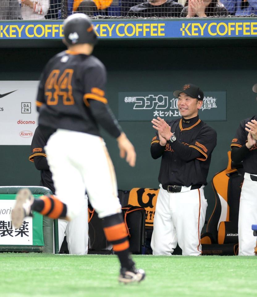 巨人・阿部監督 今季初のサヨナラ勝ち「きょうの勝ちは大きい。それしかない」岡本和真の全力疾走をたたえる「野球の神様が」/野球/デイリースポーツ  online