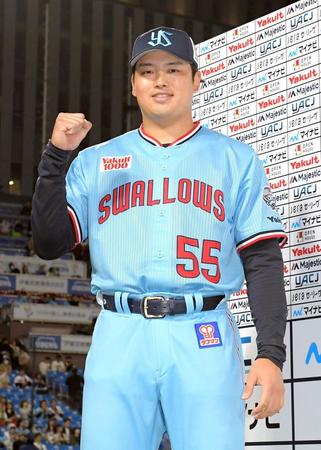 令和の三冠王が本領発揮か　ヤクルト・村上が２戦連発の３号決勝弾で最下位脱出　初のお立ち台で「一緒に優勝したい」とファンへ宣言も