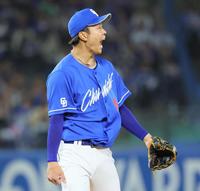 　５回、オスナを三振に仕留め、ほえる高橋宏（撮影・吉澤敬太）