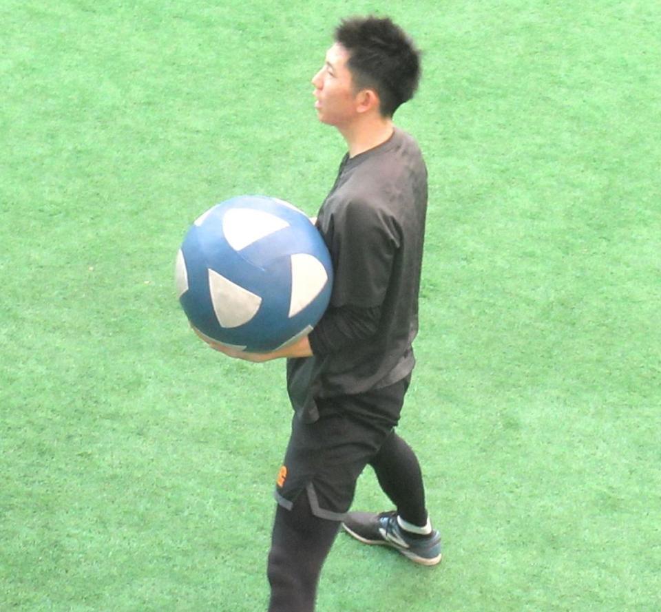 　調整を行う戸郷