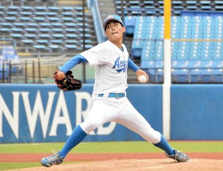 　リーグ戦初完投初完封をマークした青学大・児玉