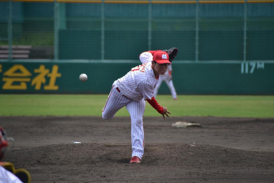 　完投勝利を果たしたミキハウス・桜井
