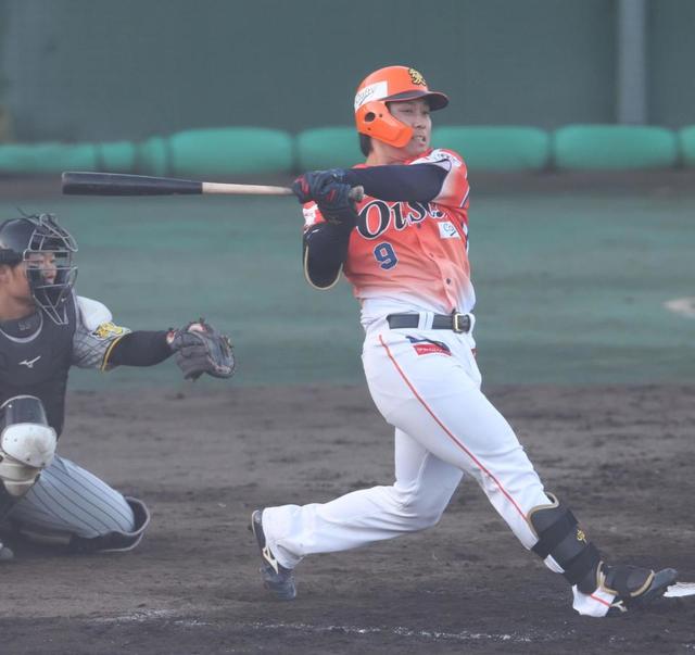 前阪神・高山が古巣と対戦 応援受け「ありがたかった」公式戦で