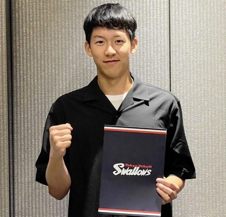 ヤクルト　台湾・鶯歌工商高の高橋翔聖投手と育成契約　背番号「０１７」　「一日も早く支配下登録されるように頑張ります」