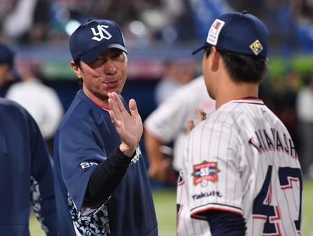 ヤクルト４連勝のヒーロー高橋へ　高津監督が愛のいじり止まらず「ビックリした」「七回はらしさが出た」