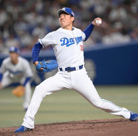 　５回１失点で３勝目を挙げた中日・松葉＝バンテリンドーム