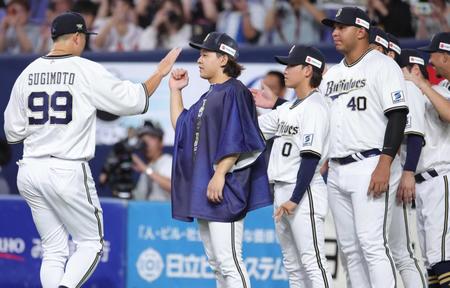 復活勝利のオリックス・宮城「あの舞台で投げたい思いが、日に日に強く」　同期、後輩に刺激を受けた離脱中の日々