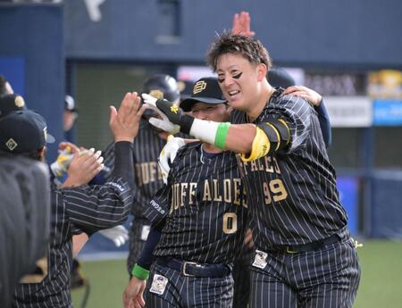 オリックスが２カ月ぶりに３位復帰　３連勝で５位から一気に浮上　杉本が決勝２ラン　エスピノーザが京セラ５連勝