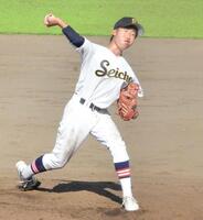 　２回途中から登板した青鳥特別支援・岩本
