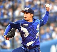 　中日打線を相手に力投する東（撮影・佐藤厚）