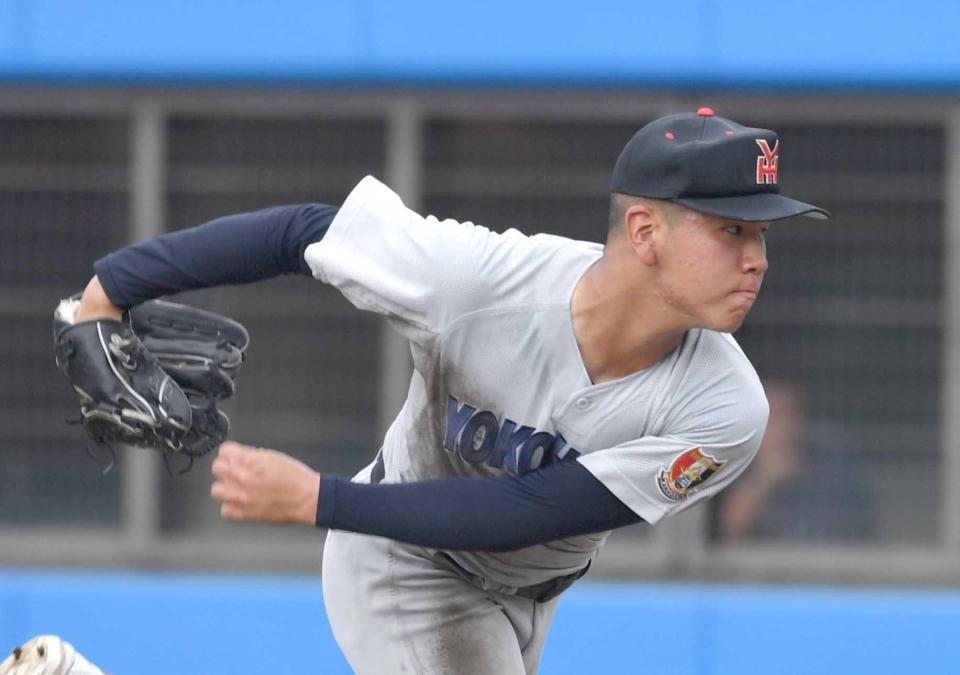 　先発し３回無失点の横浜・小野（撮影・佐々木彰尚）