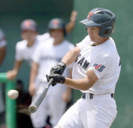 古江先輩の活躍に続け！滝川二・上田が決勝打「打てる気しかしなかった」　チーム４回戦進出