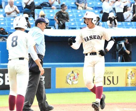 【写真】早実が１４－１３の壮絶打撃戦を制す　最大９点差を追いつかれるも９年ぶり夏の甲子園あと２