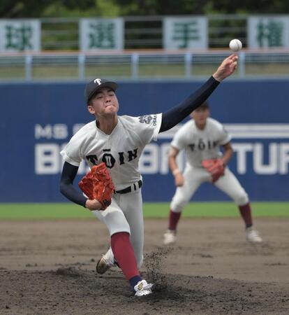 　先発の大阪桐蔭・山口（撮影・金居みつよし）