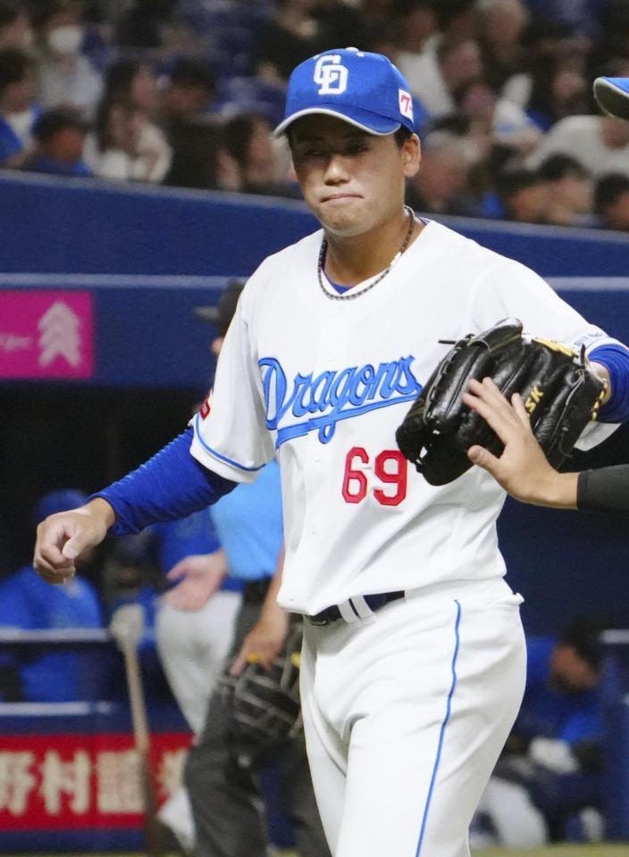　７回無失点と好投した松木平＝バンテリンドーム