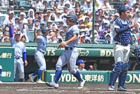 小松大谷が大阪桐蔭に勝利　１回戦の甲子園初勝利から強豪も撃破　９２球完封の西川「やってしまったな」西野監督「信じられない」