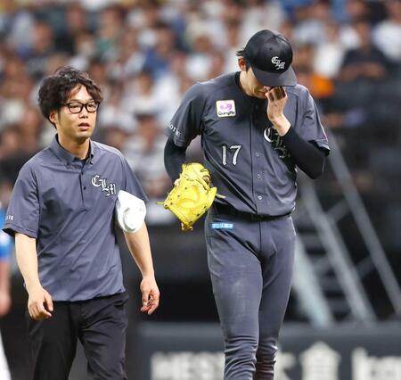 ロッテ・佐々木朗希　わずか１６球…無念の緊急降板　打球が左足アキレス腱付近に直撃