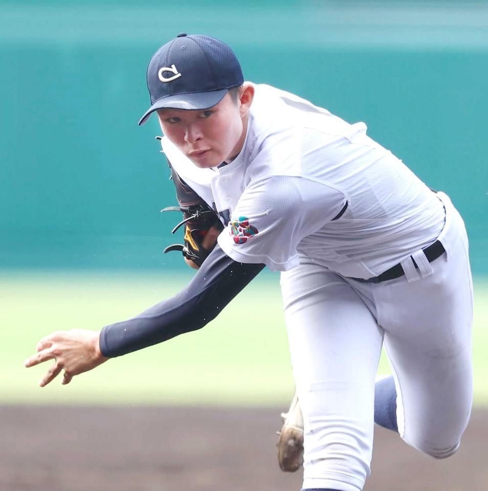 中京大中京 中井が聖地で体現した「変わらない伝統」 足首を