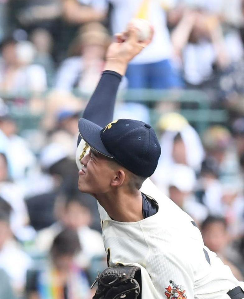 　先発し力投する神村学園・早瀬朔（撮影・石井剣太郎）