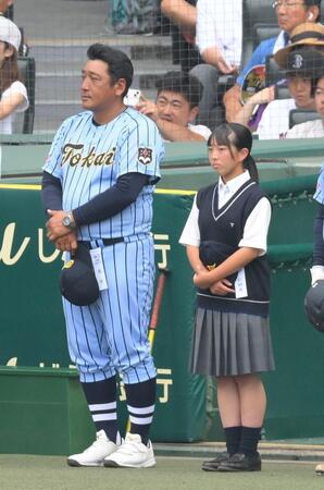 【写真】敗れた東海大相模の女子マネは同校初のベンチ入り！目元涼やか「最後まで格好いい姿を」