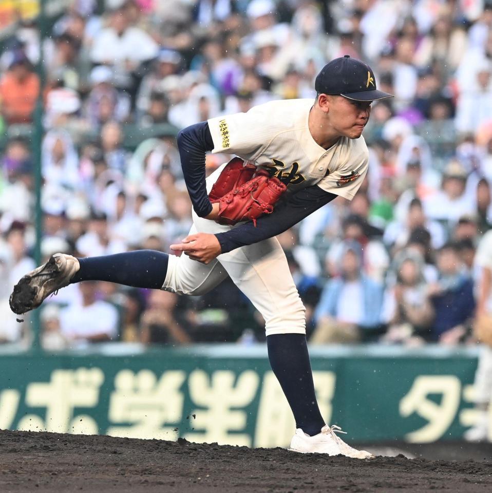 　先発し力投する神村学園・今村拓未（撮影・石井剣太郎）