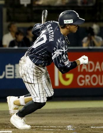 西１-０オ（２０日）　佐藤龍が均衡破る