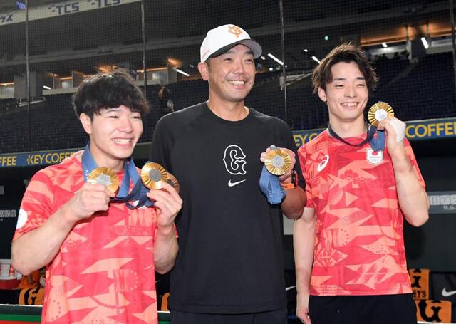 巨人 阿部監督とパリ五輪体操3冠の岡が夢の「慎之助タッグ」名前の