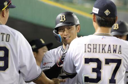 ＣＳ狙うオリックスが競り勝つ　３位・ロッテと５・５差　絶好調西川が３安打＆７号２ラン、紅林がＶ打