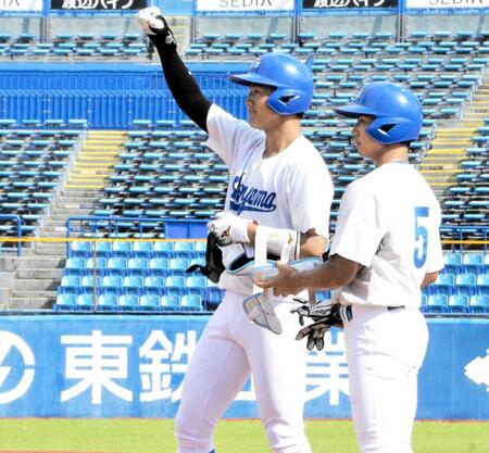 青学大・西川　今秋ドラ１候補が１１球団スカウトの前で先陣打　小川ＧＭ「どんな球にもアジャストできる」