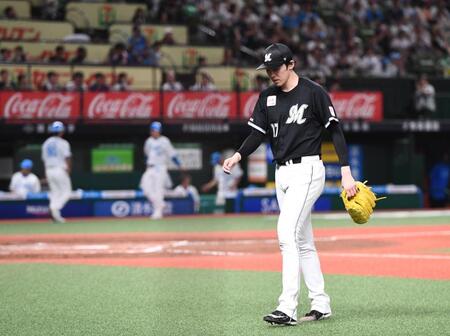 ロッテ・佐々木朗希が危険球退場　場内が騒然　抜けたフォークが西武・野村大の頭部を直撃