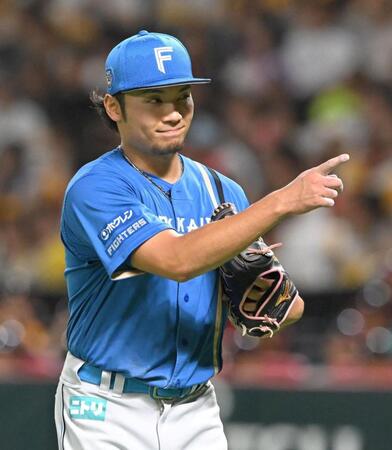 日本ハム　ソフトＢ戦６連勝でついに対戦成績五分に　伊藤が今季最多１３５球熱投で２戦連続完封　リーグ単独トップ１３勝目　水野先制犠飛