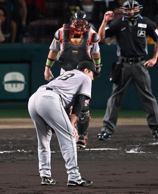 巨人・菅野が怒　才木は驚く　判定巡り